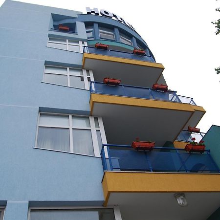 Dali Hotel Neptun Exterior photo