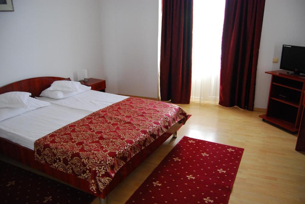 Dali Hotel Neptun Room photo